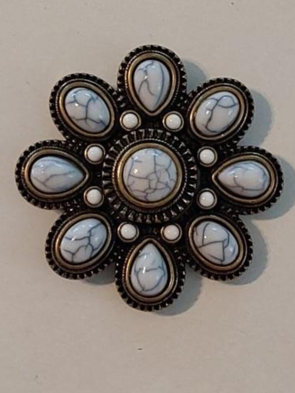 Premier Designs Floral Brooch/Pendant